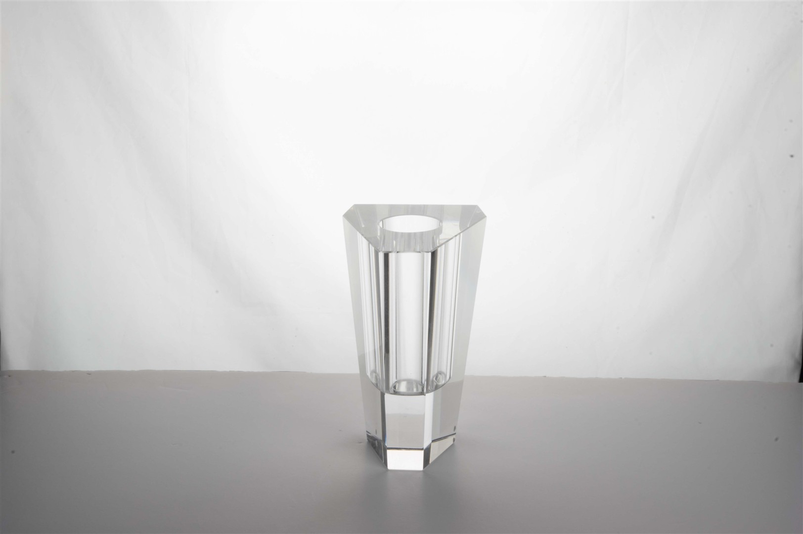 Clear Crystal Sculptural Vase – Small