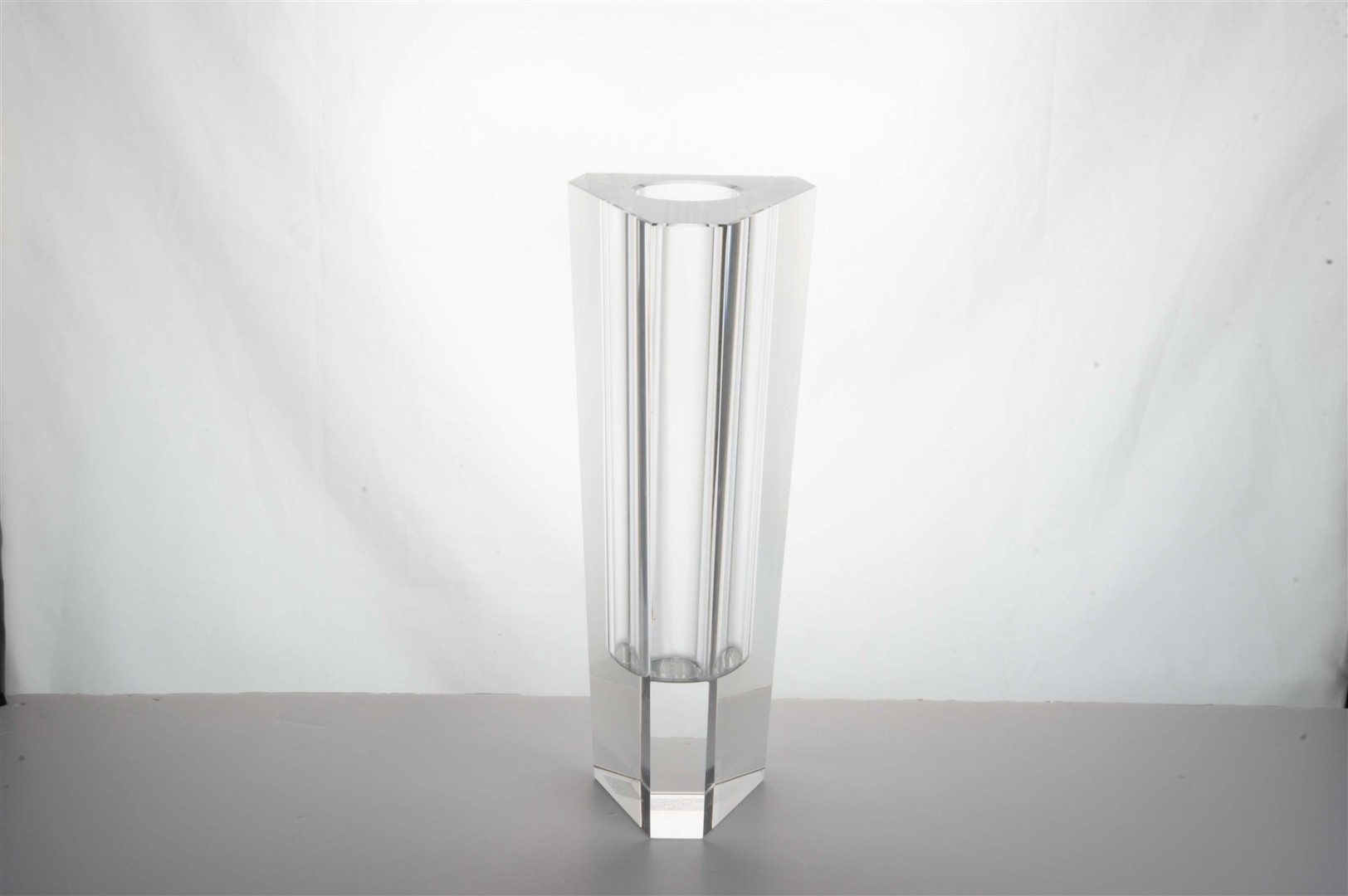 Clear Crystal Sculptural Vase – Tall