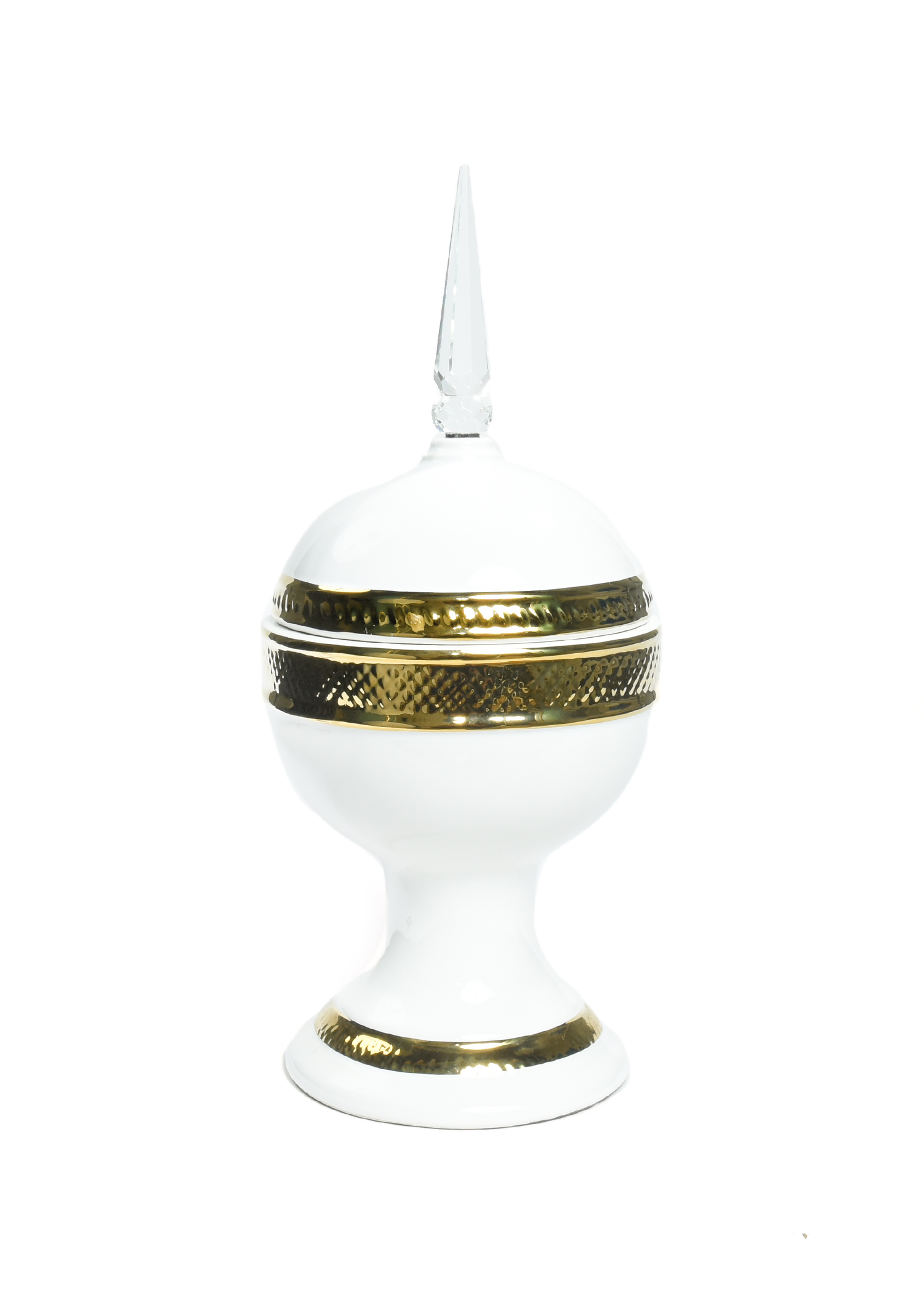 White And Gold Covered Cube  2
Standard